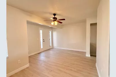 3393 E Peregrine Rd, Eagle Mountain, UT 84005 - Photo 7