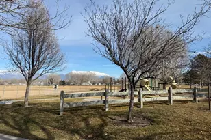 3393 E Peregrine Rd, Eagle Mountain, UT 84005 - Photo 25