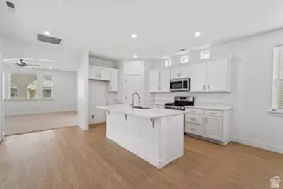 5651 S Garnet Dr, Saint George, UT 84790 - Photo 11