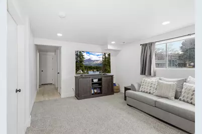 846 W 2600 N, Clinton, UT 84015 - Photo 17