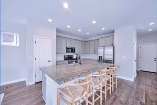 11371 S Abbey Mill Dr, South Jordan, UT 84009 - Photo 5