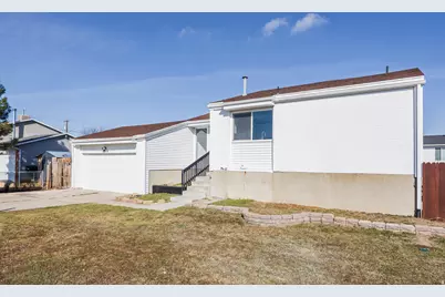 6374 W 3100 S, West Valley, UT 84128 - Photo 39