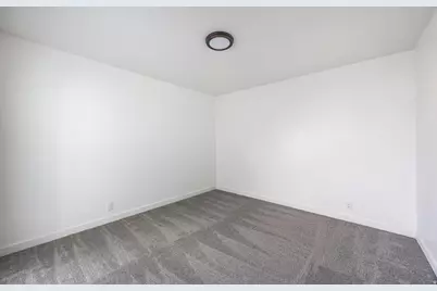 6374 W 3100 S, West Valley, UT 84128 - Photo 15