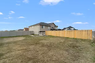 2423 S 3300 W, Syracuse, UT 84075 - Photo 51