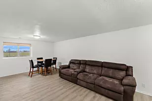 2423 S 3300 W, Syracuse, UT 84075 - Photo 29