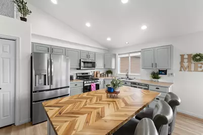 2423 S 3300 W, Syracuse, UT 84075 - Photo 11