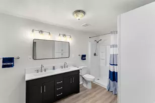 2423 S 3300 W, Syracuse, UT 84075 - Photo 41