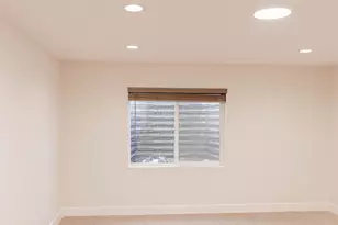 854 Glen Eagles Ct, Tooele, UT 84074 - Photo 11