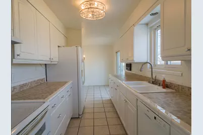 1033 E 825 N, Layton, UT 84040 - Photo 15