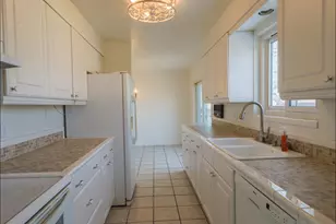 1033 E 825 N, Layton, UT 84040 - Photo 15