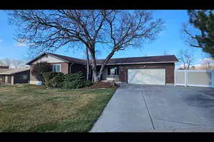 1033 E 825 N, Layton, UT 84040 - Photo 31