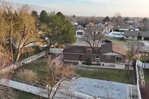 1033 E 825 N, Layton, UT 84040 - Photo 5