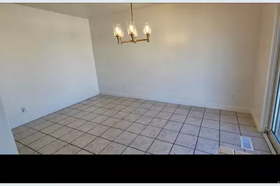 1033 E 825 N, Layton, UT 84040 - Photo 15