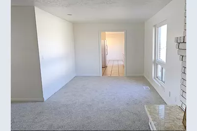 1033 E 825 N, Layton, UT 84040 - Photo 11