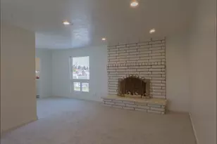 1033 E 825 N, Layton, UT 84040 - Photo 11