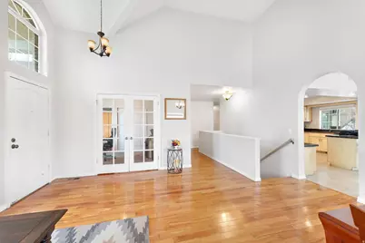 2232 E Lone Eagle Ln S, Sandy, UT 84092 - Photo 9