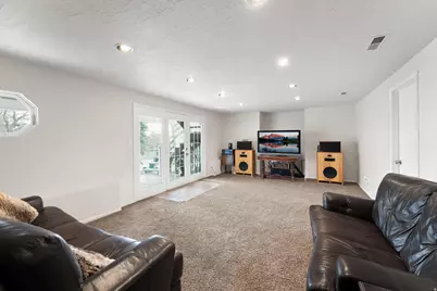 2232 E Lone Eagle Ln S, Sandy, UT 84092 - Photo 15