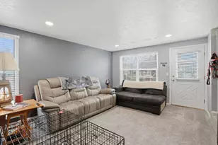 4304 S Abby Ct, Taylorsville, UT 84123 - Photo 5