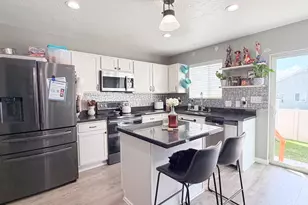 2164 E Revere Way, Eagle Mountain, UT 84005 - Photo 3