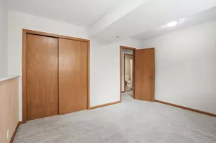 10286 S Edgecliff Dr, Sandy, UT 84092 - Photo 33