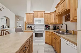 458 W 275 S, Tremonton, UT 84337 - Photo 15