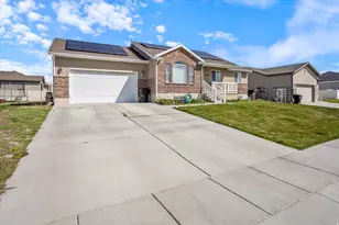 458 W 275 S, Tremonton, UT 84337 - Photo 3