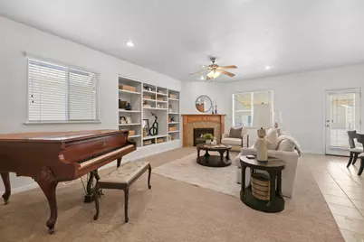 3979 W Scarsborough Ln, West Jordan, UT 84084 - Photo 7