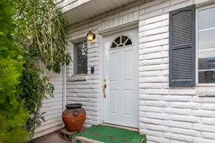 781 N Valley Dr N, Saint George, UT 84770 - Photo 7