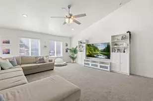 412 Flagstone Dr, Santaquin, UT 84655 - Photo 3