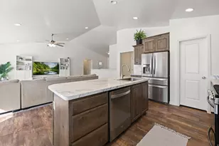 412 Flagstone Dr, Santaquin, UT 84655 - Photo 11