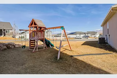 412 Flagstone Dr, Santaquin, UT 84655 - Photo 41