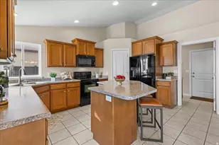 379 S 1370 E, Tooele, UT 84074 - Photo 7