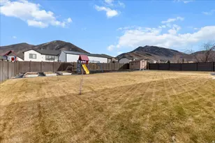 379 S 1370 E, Tooele, UT 84074 - Photo 27