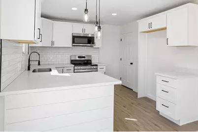 5251 W 4935 S, Kearns, UT 84118 - Photo 3