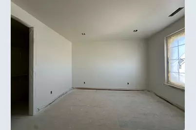 2136 N 725 W, Centerville, UT 84014 - Photo 9