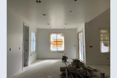 2136 N 725 W, Centerville, UT 84014 - Photo 5