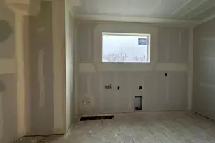 2136 N 725 W, Centerville, UT 84014 - Photo 17