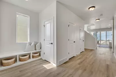 6761 S Glade Dr W #229, West Jordan, UT 84081 - Photo 7