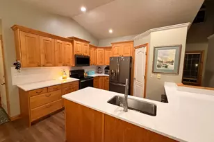 2463 S 660 W, Nibley, UT 84321 - Photo 9