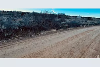 3041 S Snowberry Dr #39, Garden City, UT 84028 - Photo 3