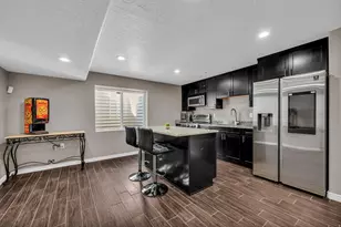 1917 E Aspen Leaf Pl, Draper, UT 84020 - Photo 43