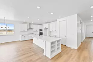 5401 N Saddle Stone Dr, Eagle Mountain, UT 84005 - Photo 5