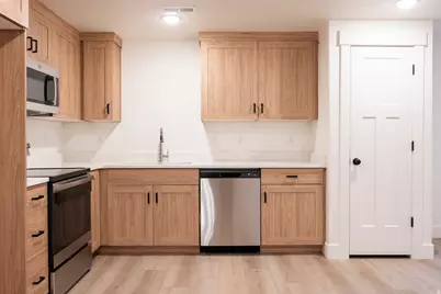 225 W 500 N, Santaquin, UT 84655 - Photo 23