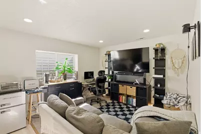 2395 E Boxwood Ln, Eagle Mountain, UT 84005 - Photo 33