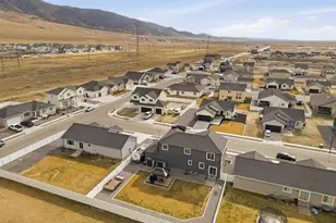 2395 E Boxwood Ln, Eagle Mountain, UT 84005 - Photo 43