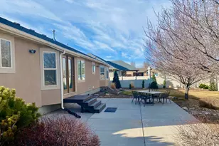 9067 S Wisteria Way, West Jordan, UT 84088 - Photo 5