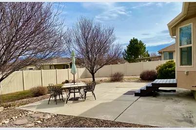 9067 S Wisteria Way, West Jordan, UT 84088 - Photo 9