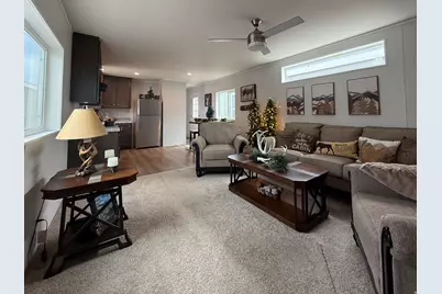 493 Valley View Dr, Hyrum, UT 84319 - Photo 3