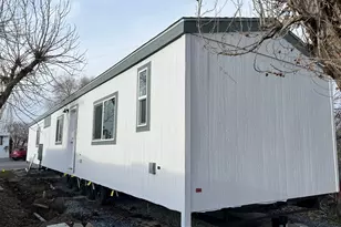 493 Valley View Dr, Hyrum, UT 84319 - Photo 3