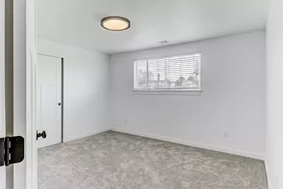 1520 E 1100 S, Clearfield, UT 84015 - Photo 13